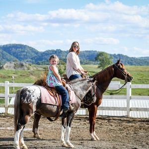 Meet your Posher, Anita